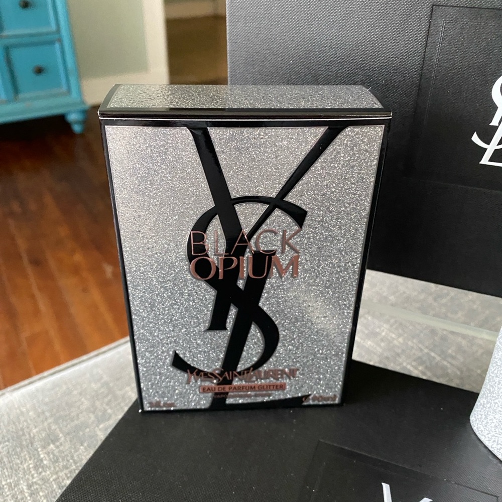 YSL Black Opium Glitter - Picture 2 of 6